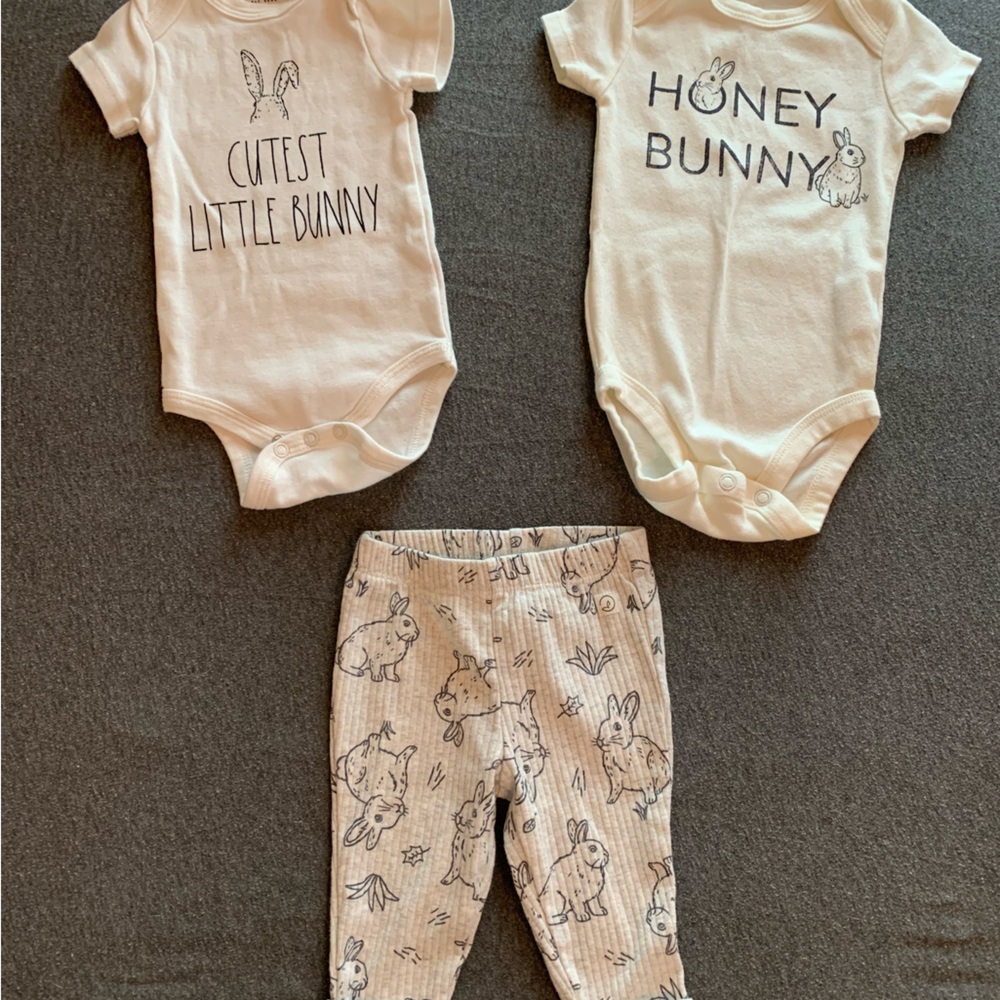 🐰Baby bunny bundle! 0-3 month🐰gender neutral